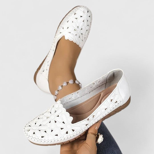 Riva | Women's Slip-On Closed-Toe Sandals with Cushioned Flat Sole