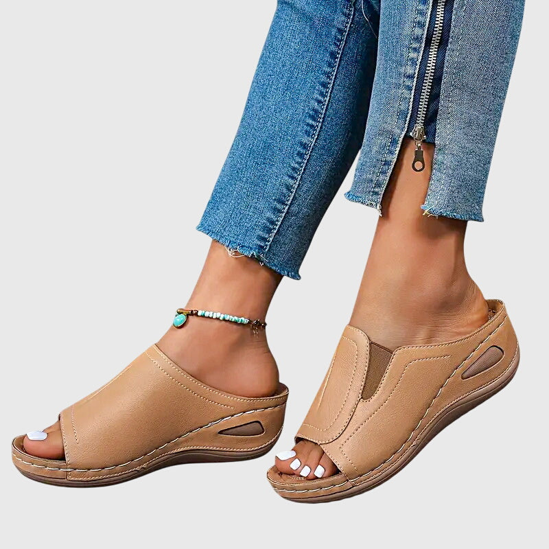 Aretha | Women's Orthopedic Sandals with Contoured Footbed and Non-Slip Sole