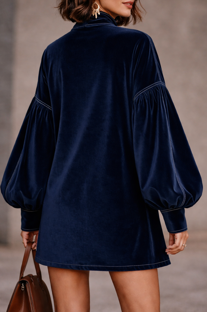 Octavia – Elegant Velvet Mini Dress