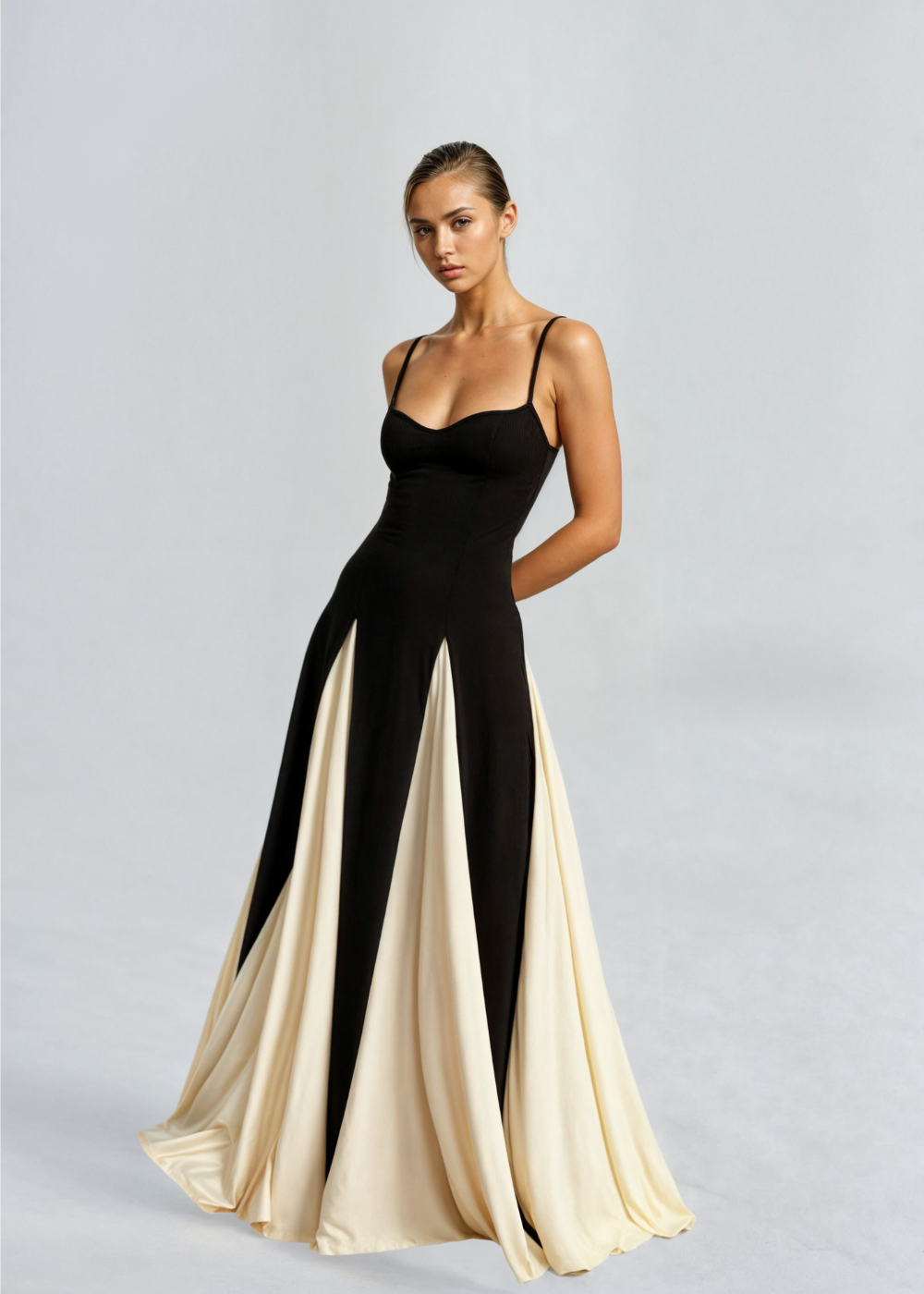 Alwen | Women's Fitted Sweetheart Neckline Maxi Dress with Flared Skirt