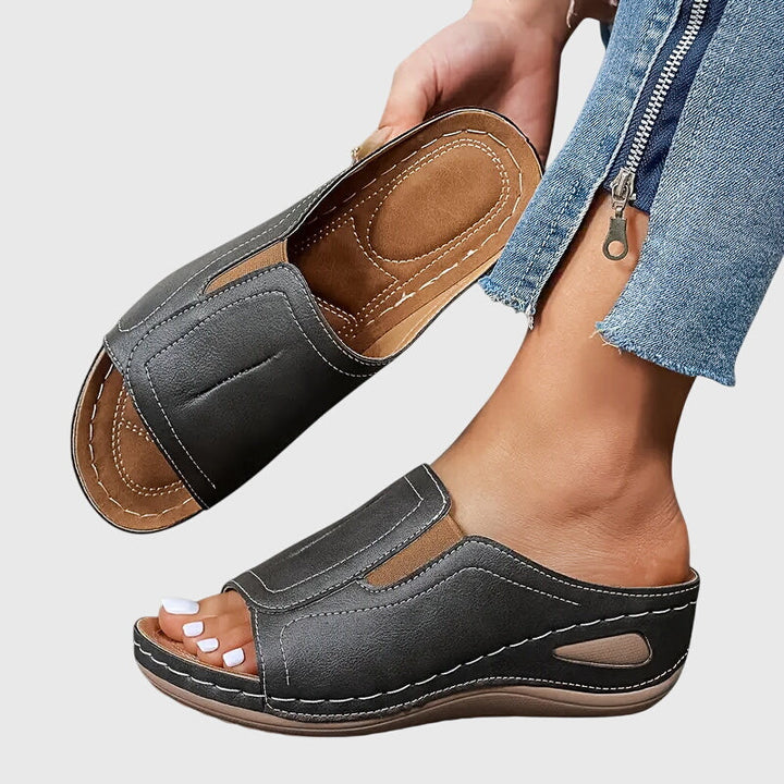 Aretha | Women's Orthopedic Sandals with Contoured Footbed and Non-Slip Sole