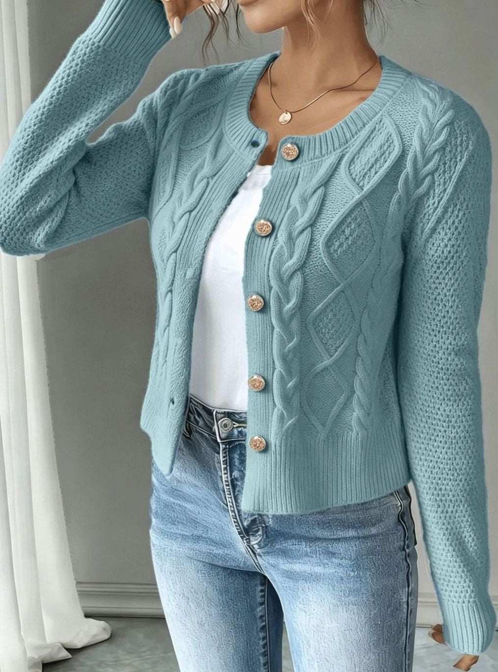 Grace | Women's Cable-Knit Button-Front Cropped Cardigan