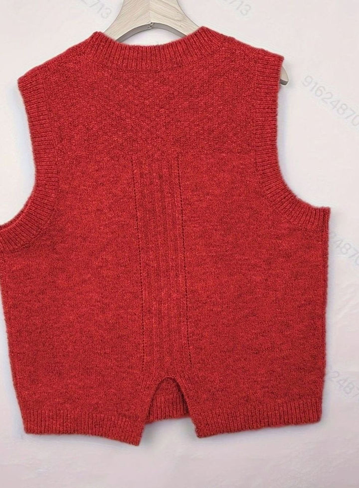 Penelope | Women's Cable-Knit Sleeveless Sweater Vest Round Neck