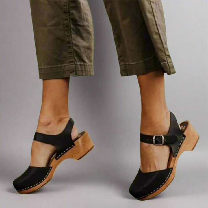 Luna | Women's Comfortable Sandals Closed Toe Ankle Strap Platform Clogs