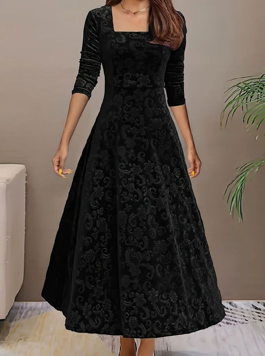 Luna | Women's Square Neck Velvet Floral Embossed Party Dress