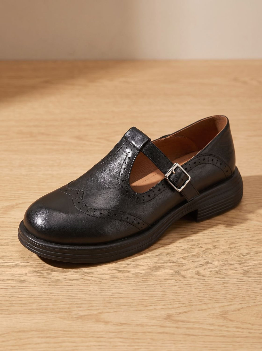 Evelyn | Women's Vintage Brogue T-Strap Buckle Mary Jane Flats
