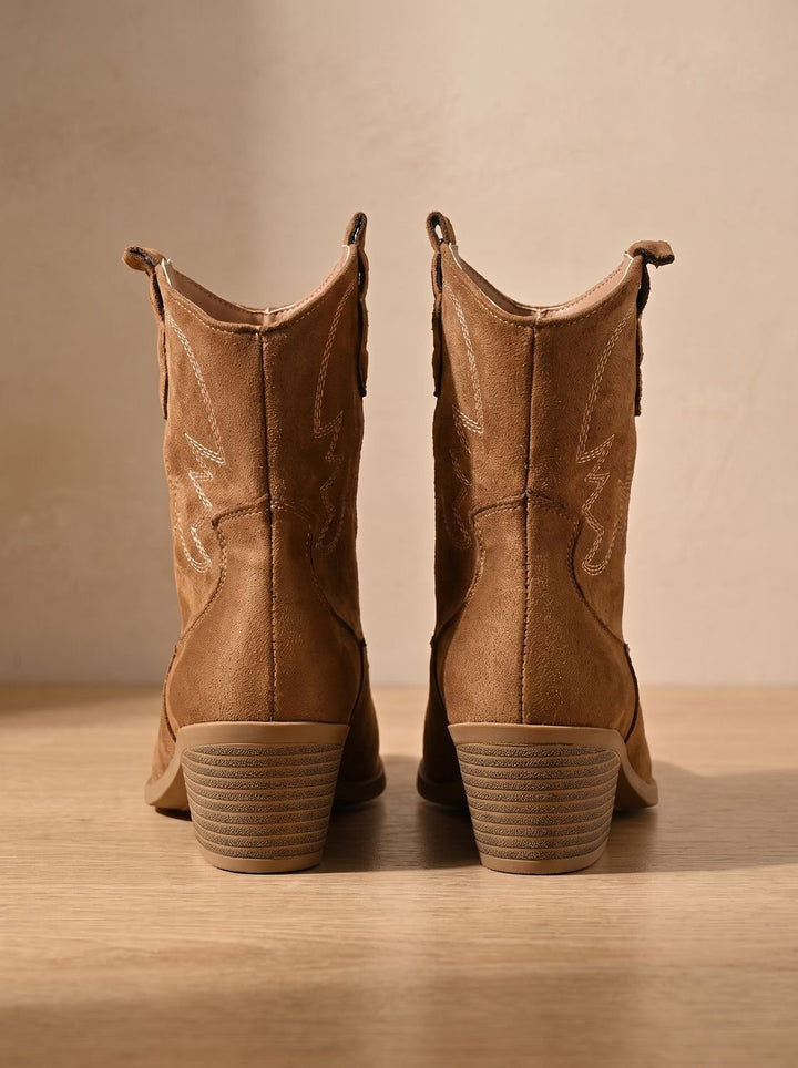 Scarlett | Women's Wide-Calf Embroidered Slip-On Western Cowboy Boots