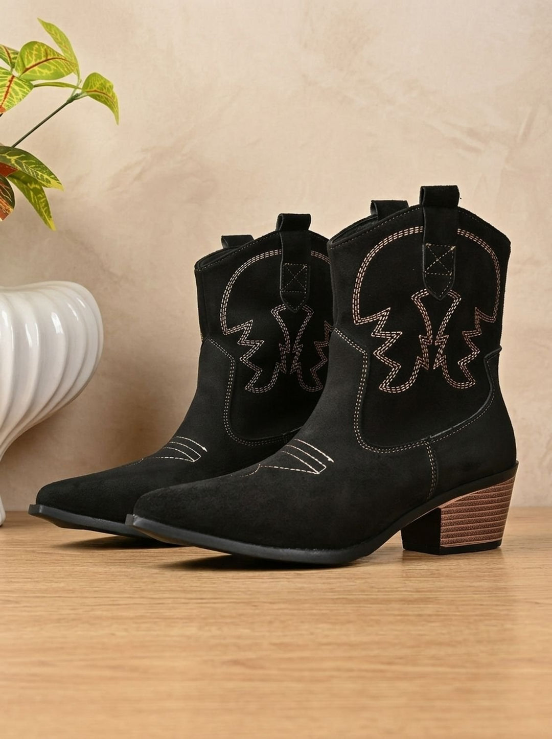 Scarlett | Women's Wide-Calf Embroidered Slip-On Western Cowboy Boots